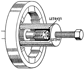 F62/1R Figure 23 Drawing flywheel from shaft LET 949 and LET 647/1 tools
